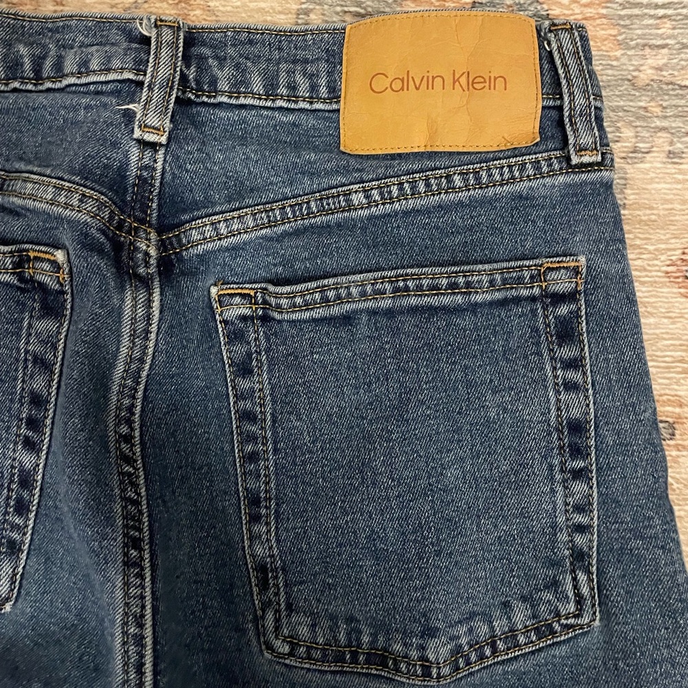 Calvin Klein Original Bootcut Jean size 28